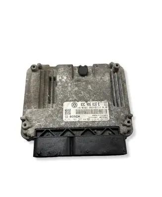Skoda Octavia Mk2 (1Z) Engine control unit/module 03C906016E 03C906016C 0261S04393