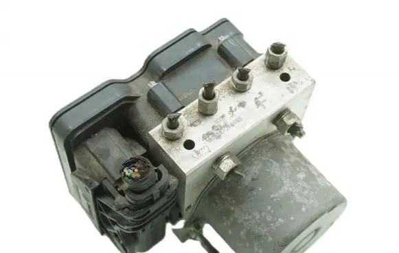 Mazda MX-5 NA Miata ABS Pump ND5P437A0