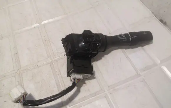 Lexus IS 220D-250-350 Wiper control stalk 17F111 173848 30541