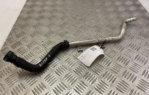 Land Rover Discovery 5 Engine coolant pipe/hose CPLA16B402AC
