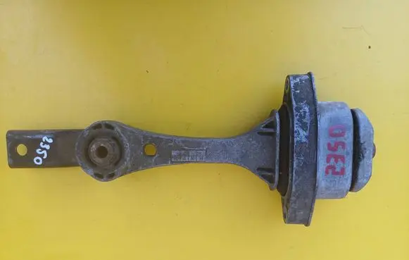 Volkswagen Golf IV Engine mount bracket 1J0199851