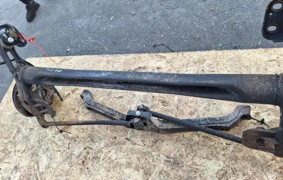 Opel Astra J Rear axle beam 
