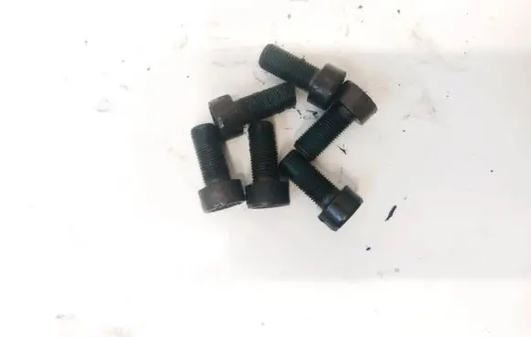 Skoda Octavia Mk2 (1Z) Nuts/bolts 