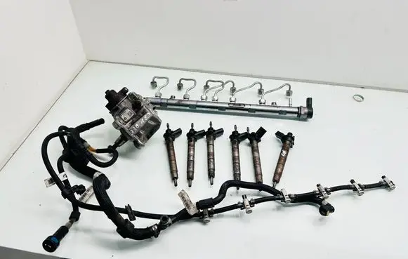 BMW 3 E90 E91 Fuel injection system set 0445010617 7800123 7805428