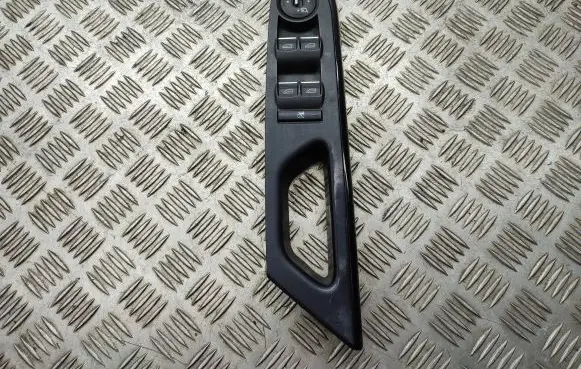 Ford B-MAX Electric window control switch AM5T14A132GA