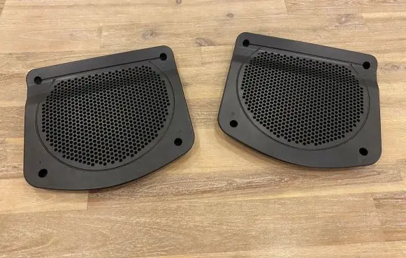 BMW 5 F10 F11 Subwoofer grill/trim 65139187783