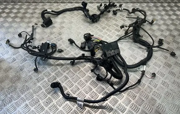 BMW 2 F45 Engine installation wiring loom 8643389 8643390