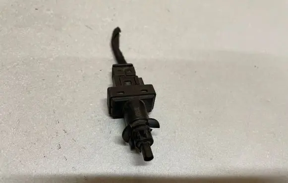 Mercedes-Benz C W202 Brake pedal sensor switch 0045452114