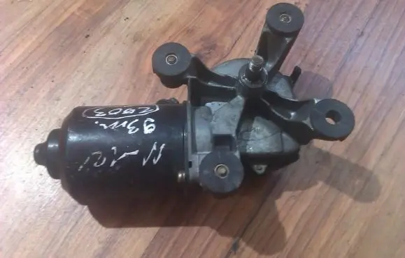 Mazda 121 Wiper motor 8491006383