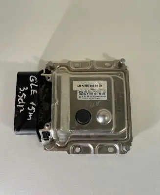 Mercedes-Benz GLE (W166 - C292) Reducing agents exhaust control unit A0009009109