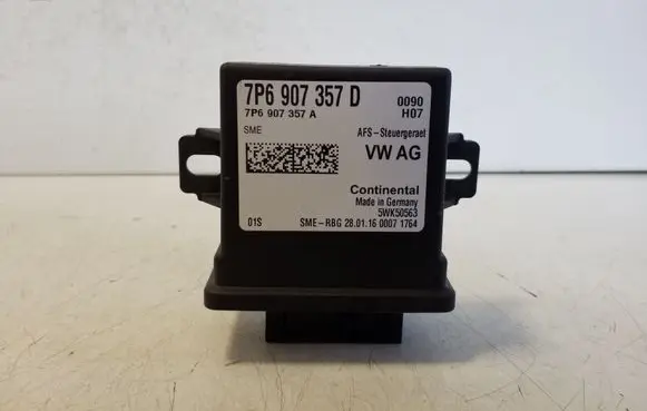 Volkswagen Golf VII Light module LCM 7P6907357D