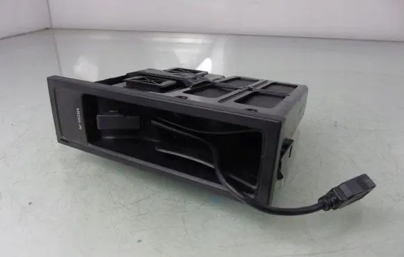 Volkswagen Golf VI Other devices 5N0035341B