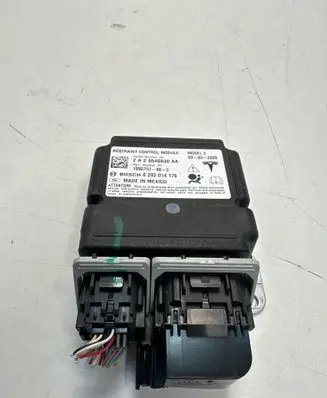 Tesla Model Y Airbag control unit/module 109575700C 2A20546830AA 0285014176