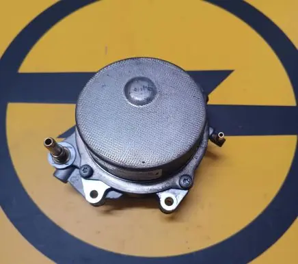 Opel Insignia A Vacuum pump 55205446