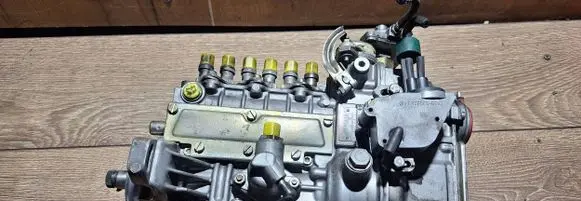 Mercedes-Benz E W124 Fuel injection high pressure pump 6030700201 0400076961 0252870