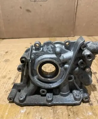 Ford Fiesta Oil pump 98MM6604
