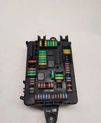 BMW X5 F15 Fuse box set 6819651