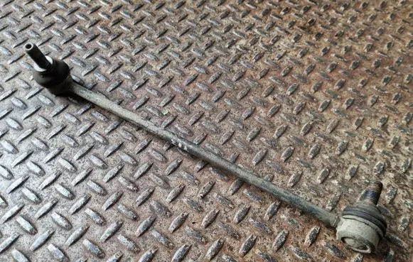 Volkswagen Golf VII Front anti-roll bar/stabilizer link 