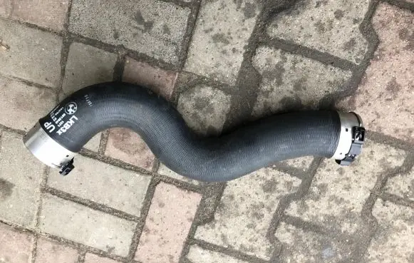 BMW 2 F22 F23 Intercooler hose/pipe 2058309005