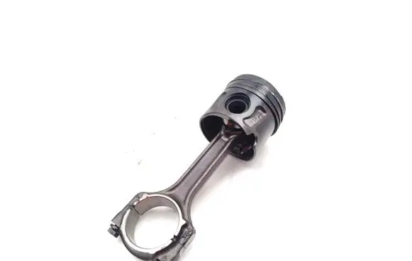 Opel Combo C Piston with connecting rod Z13DTJ