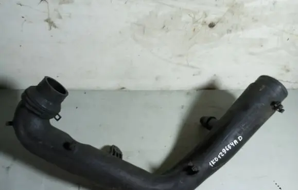 Volkswagen Touran I Air intake hose/pipe 1K0129654AD