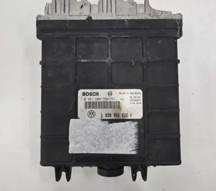Volkswagen Golf III Engine control unit/module 030906026K 26SA2249 0261200750