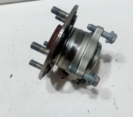 Honda Accord Rear wheel hub