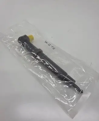 Mercedes-Benz E W212 Fuel injector 28353991 A6510702787