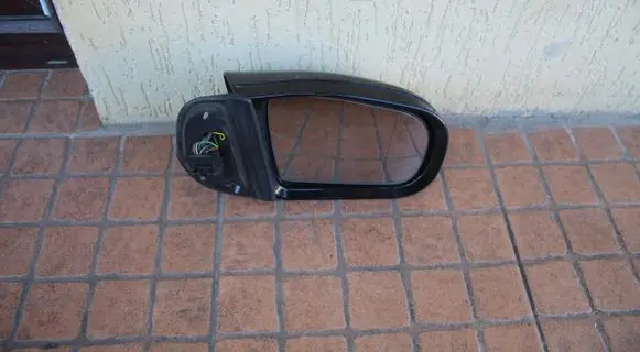Mercedes-Benz E W210 Front door electric wing mirror 