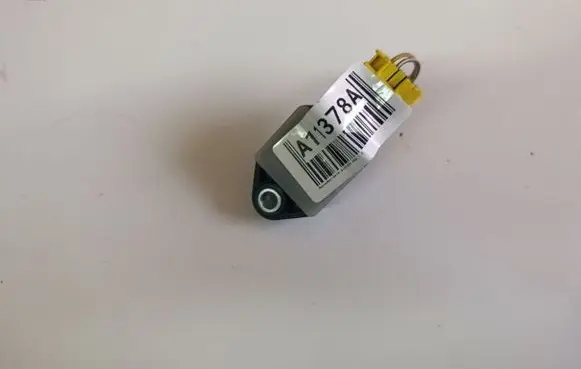 Mercedes-Benz A W169 Airbag deployment crash/impact sensor A1898202226