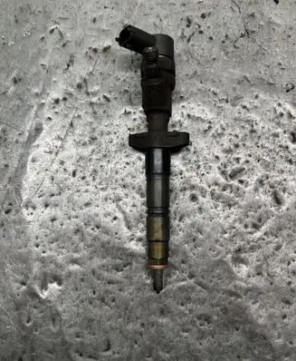 Renault Master II Fuel injector 0445110265