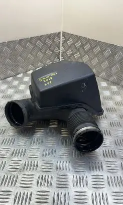 Intake resonator