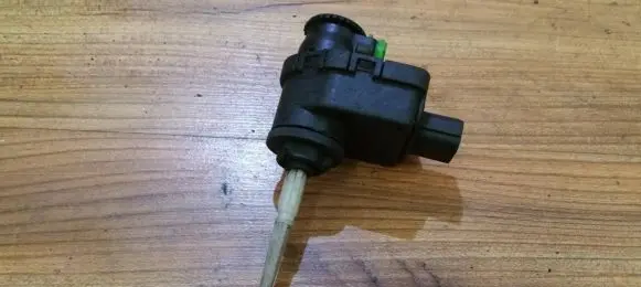 Rover 45 Headlight level adjustment motor 0307852320