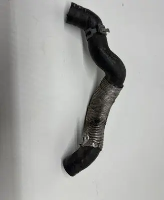 Volkswagen Touran II Engine coolant pipe/hose 3C0121157AA 114438R