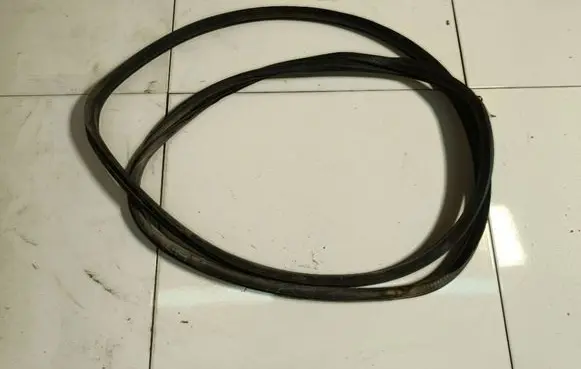 Fiat Doblo Rubber seal front coupe door 