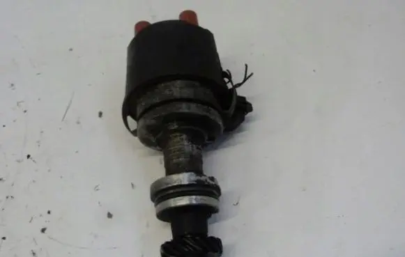 Volkswagen PASSAT B4 Spark distributor 0237520048