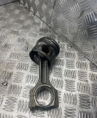 BMW 3 E90 E91 Piston with connecting rod 08408B