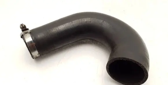 Dodge Nitro Intercooler hose/pipe