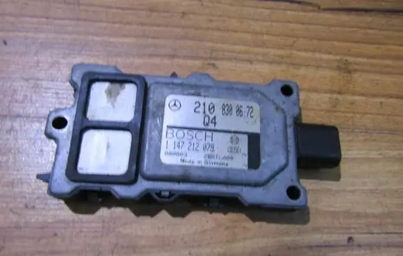Mercedes-Benz E W210 Sensor 2108300672 1147212079