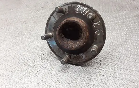 Rear wheel hub