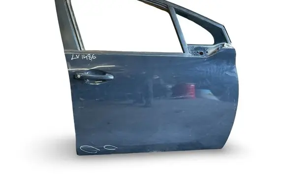 Peugeot 208 I Front door