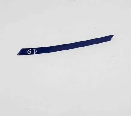 Rear fender molding trim