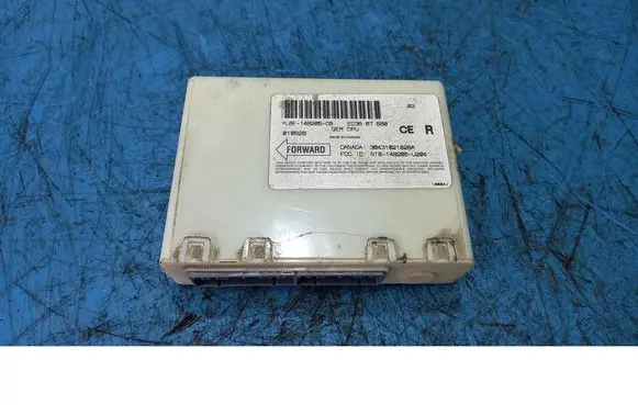 Mazda Tribute Engine control unit/module ECU