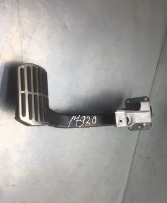 Volkswagen Phaeton Brake pedal 3D1721196D 00032098