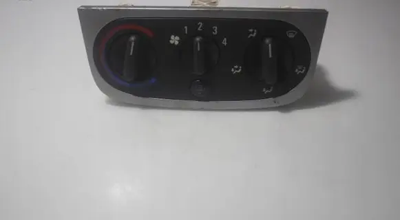 Interior fan control switch