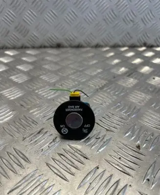 Hyundai Tucson TL Passenger airbag on/off switch 