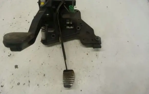 Citroen C5 Pedal assembly 