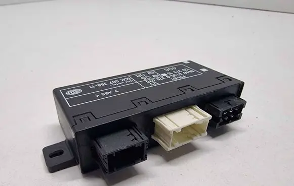 BMW 5 E39 Door control unit/module 61358376070 5DK00735811 12037310