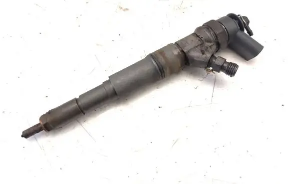 BMW 1 E81 E87 Fuel injector 0445110209