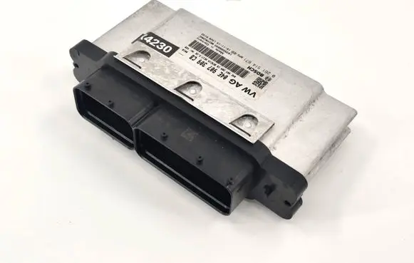 Volkswagen Polo V 6R Engine control unit/module 04E907309CB 0261S14671